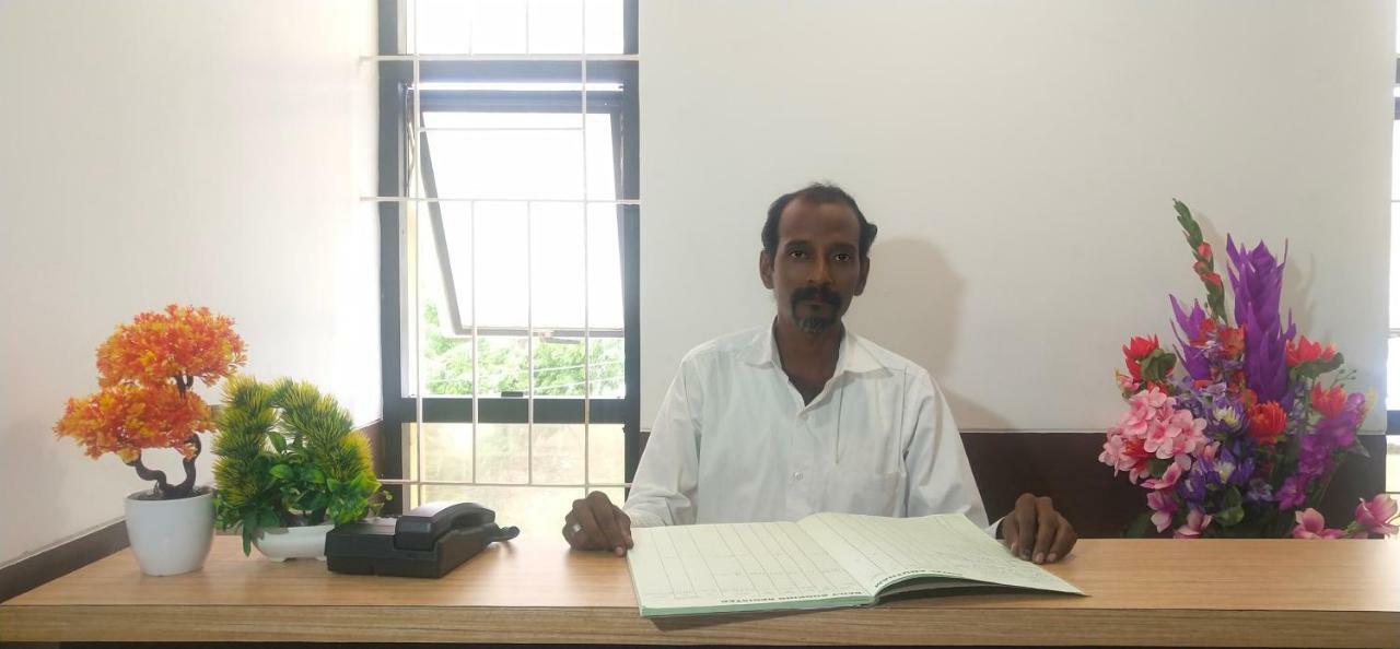 Amutham Residency Hotel Tiruchirappalli Bagian luar foto